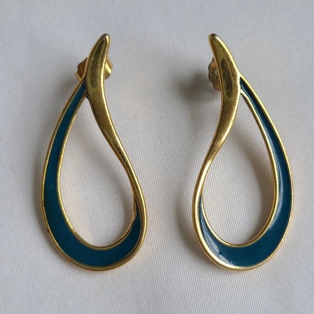 Avon Vintage Color Swirl Earrins